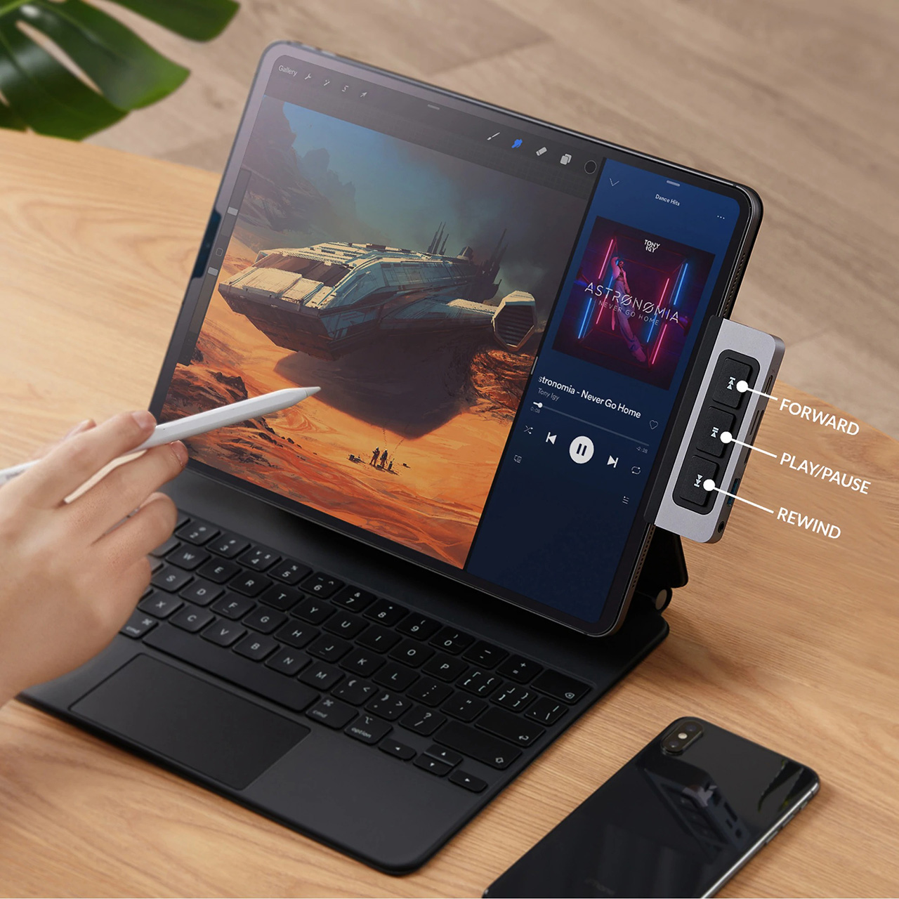 HyperDrive Media Hub 6-in-1 for iPad Pro