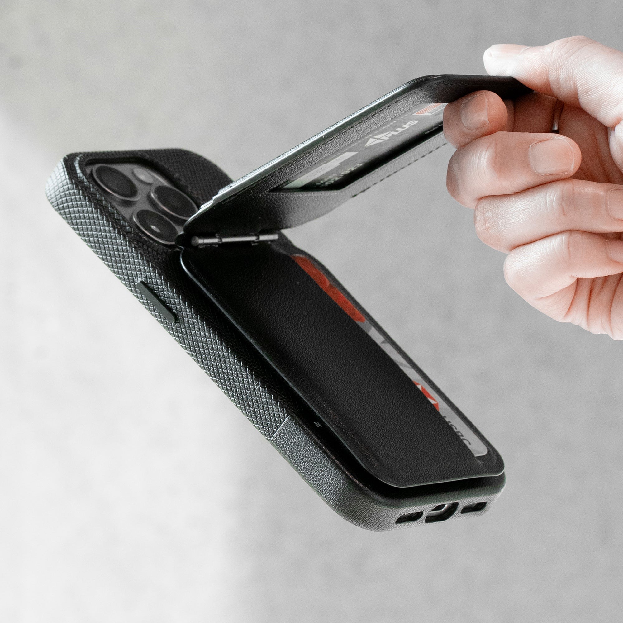 Ví da Native Union Active Wallet Stand