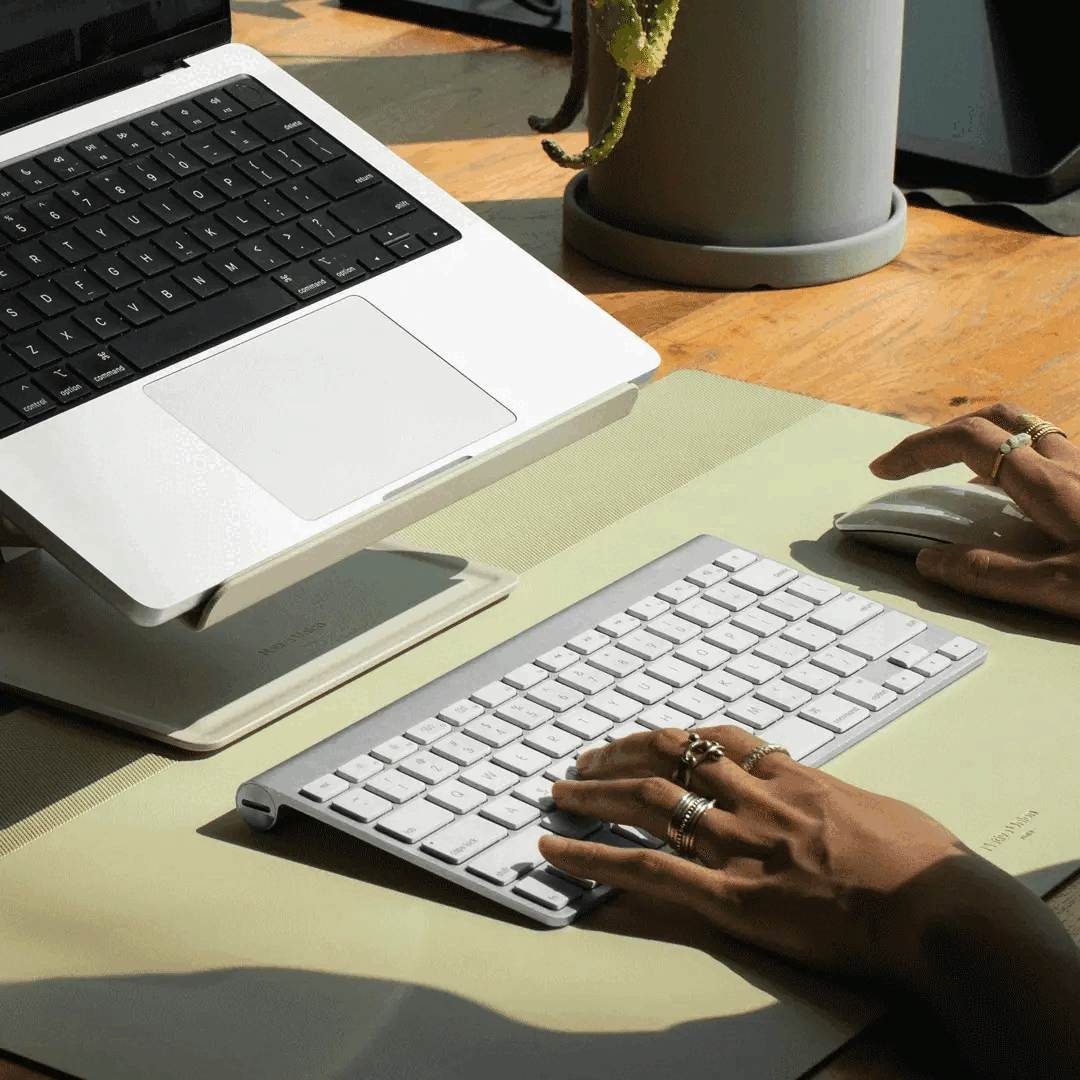Giá đỡ Native Union Desk Laptop Stand