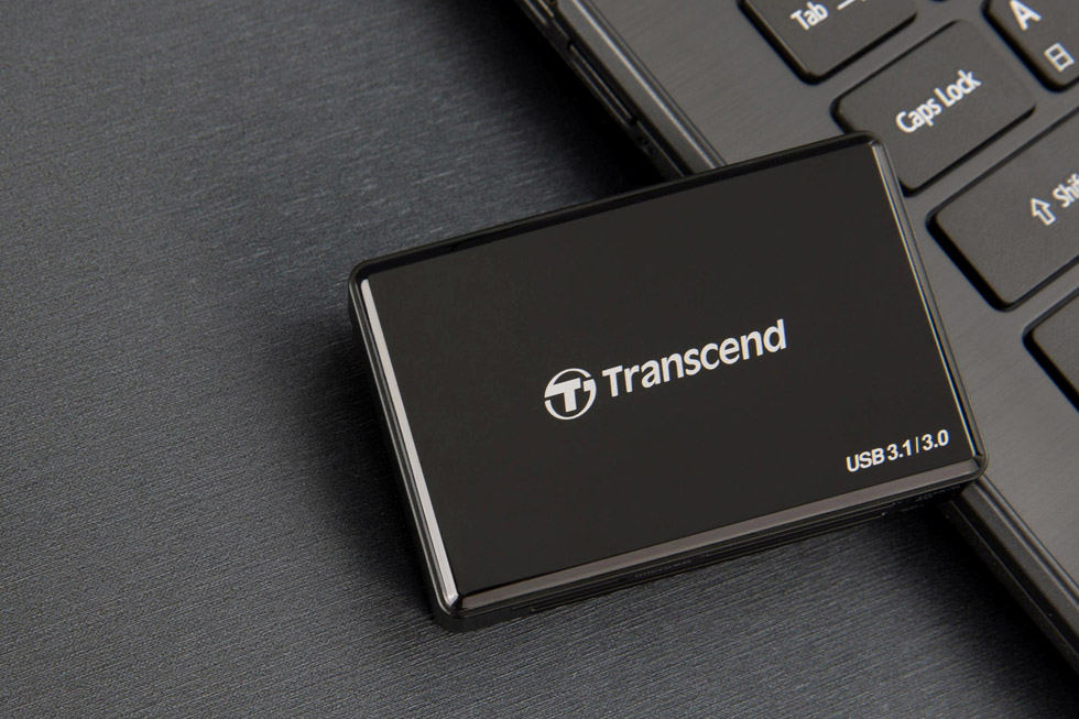 Đầu đọc thẻ Transcend RDF9 Đầu đọc thẻ Transcend RDF9